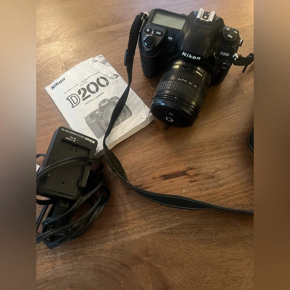 Nikon D200 in wonderful condition, all features still fully operational!
